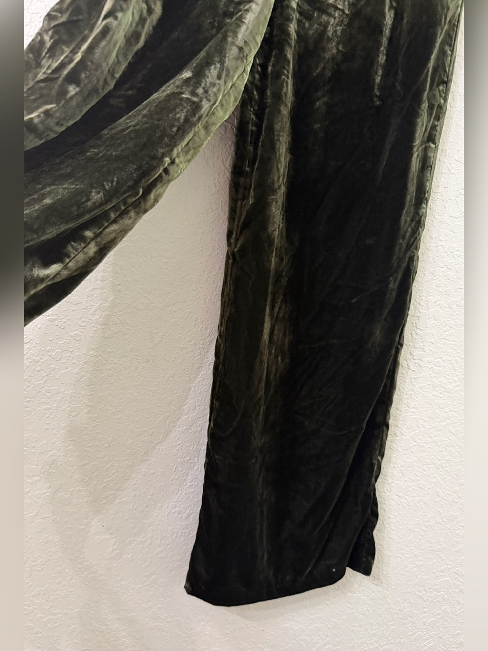 Anthropologie Wide Leg Velvet Velour Pants - Green - Small - Picture 5 of 15